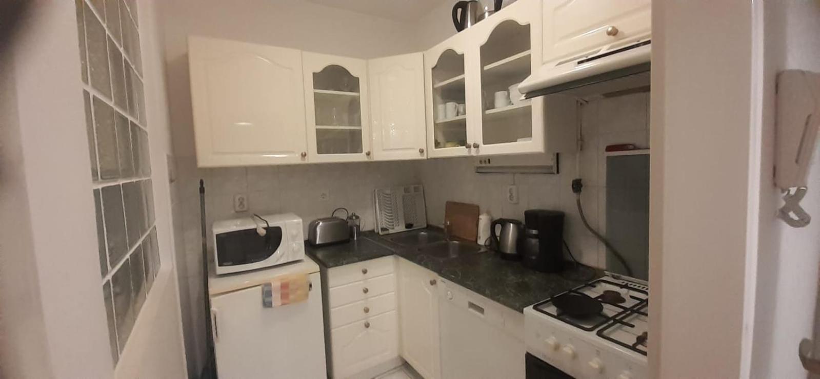 Pedestrian Street Apartment Хевіз Екстер'єр фото
