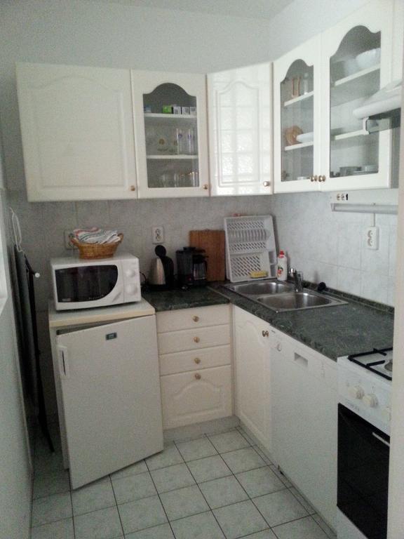 Pedestrian Street Apartment Хевіз Екстер'єр фото